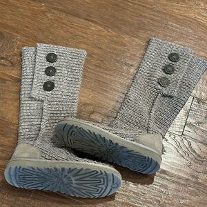 Ugg Grey Knit Boots